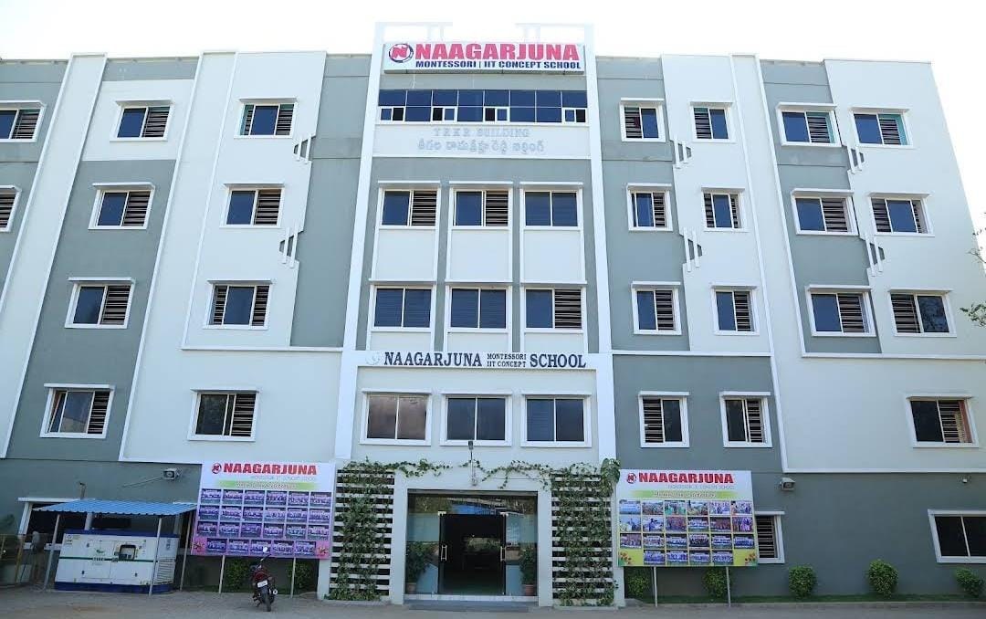 Competition Held At Naagarjuna school Kharmanghat Branch