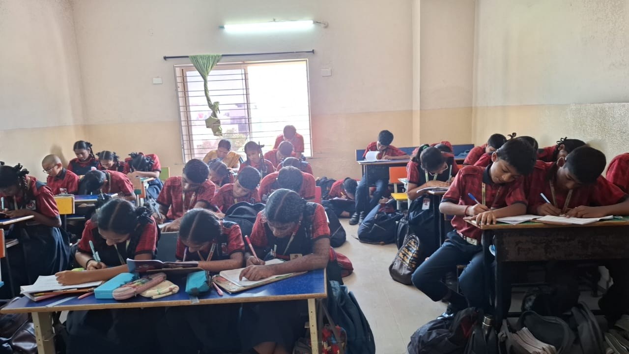 Competition Held At Naagarjuna school Kharmanghat Branch
